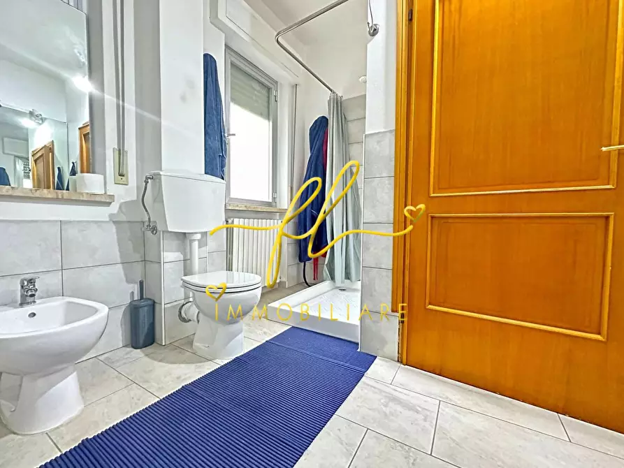 Immagine 15 di Appartamento in vendita  a Cecina