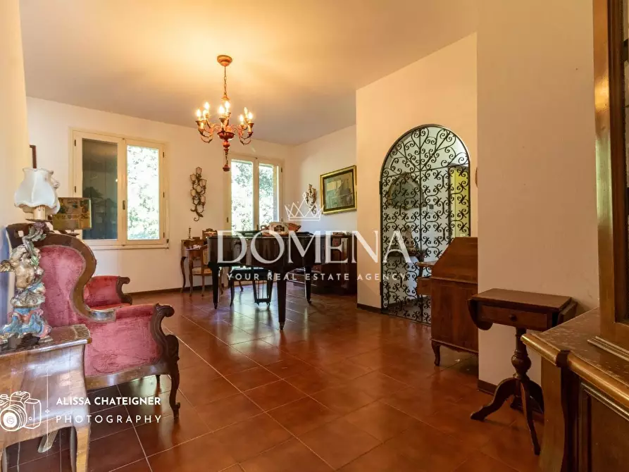 Immagine 1 di Villa in vendita  a Sovicille