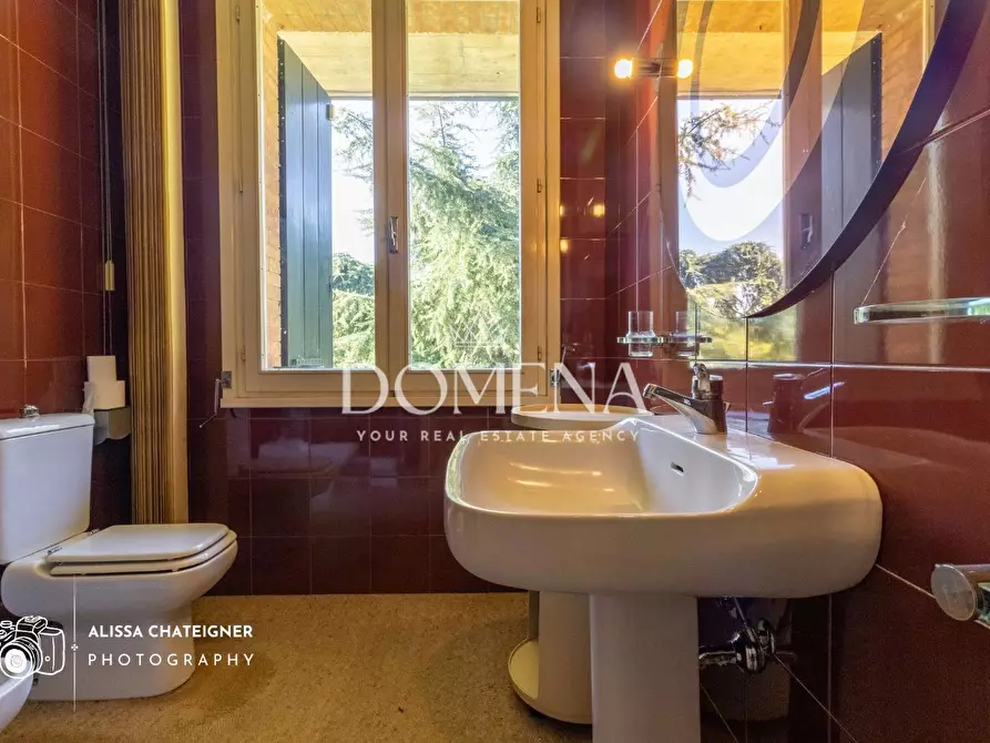 Immagine 10 di Villa in vendita  a Sovicille