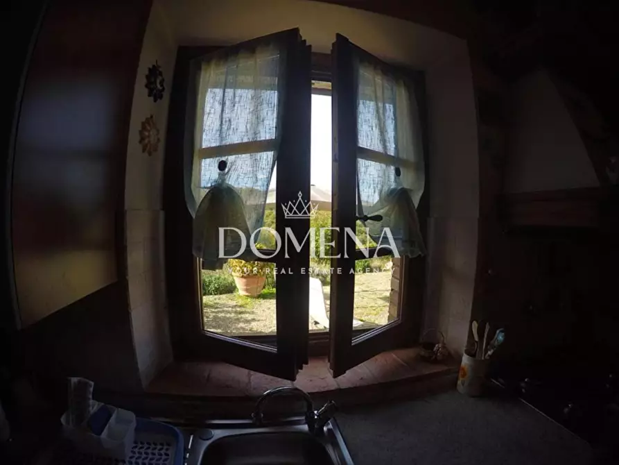 Immagine 9 di Casa bifamiliare in vendita  a Castellina In Chianti