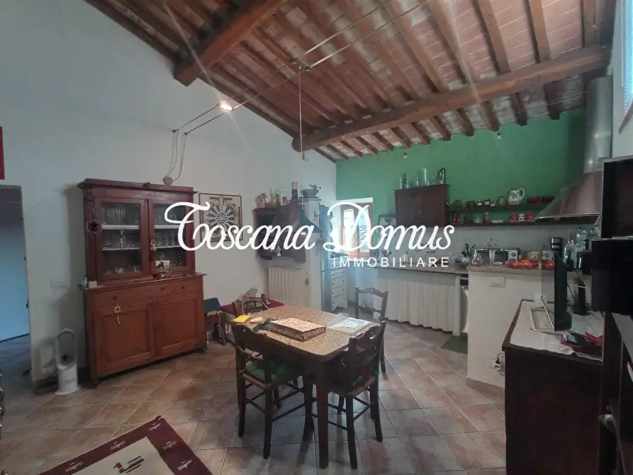 Immagine 11 di Casa semindipendente in vendita  a Siena