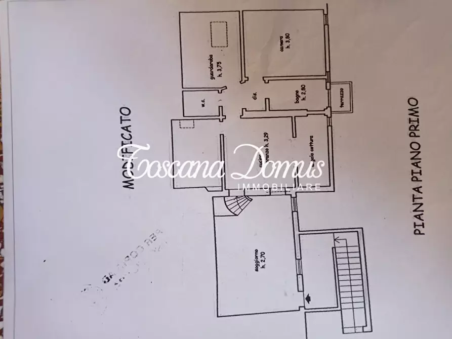 Immagine 34 di Casa semindipendente in vendita  a Siena