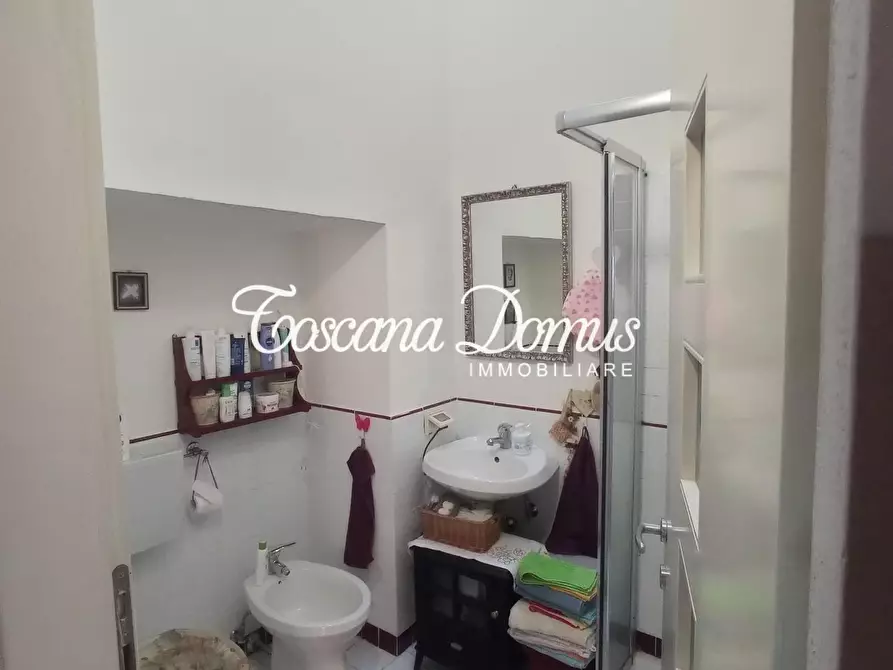 Immagine 19 di Casa semindipendente in vendita  a Siena