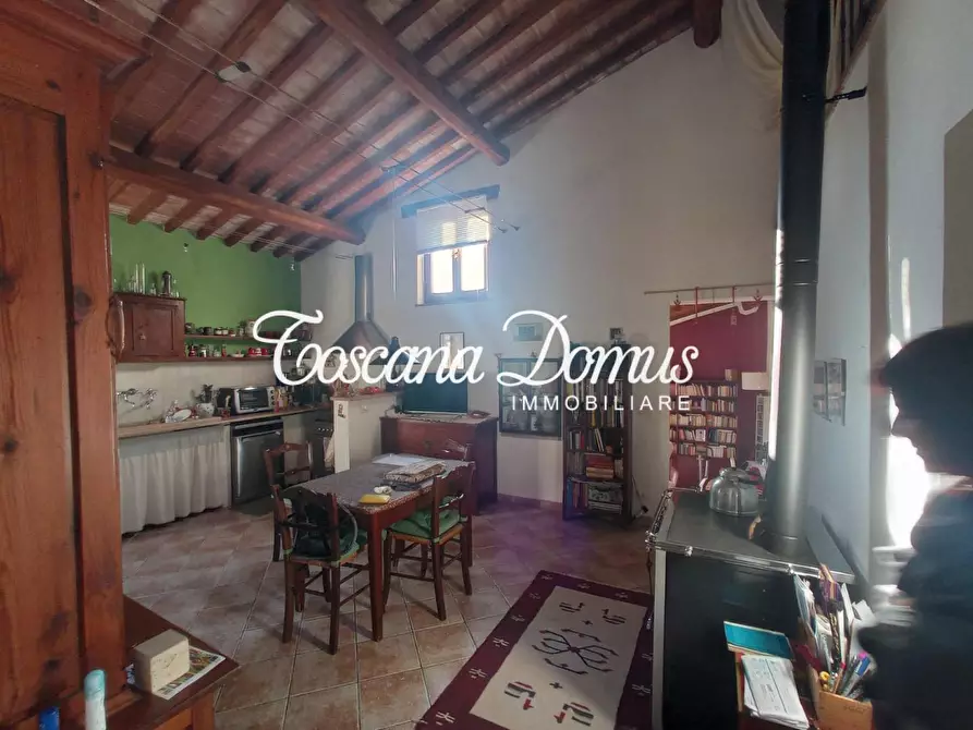 Immagine 12 di Casa semindipendente in vendita  a Siena