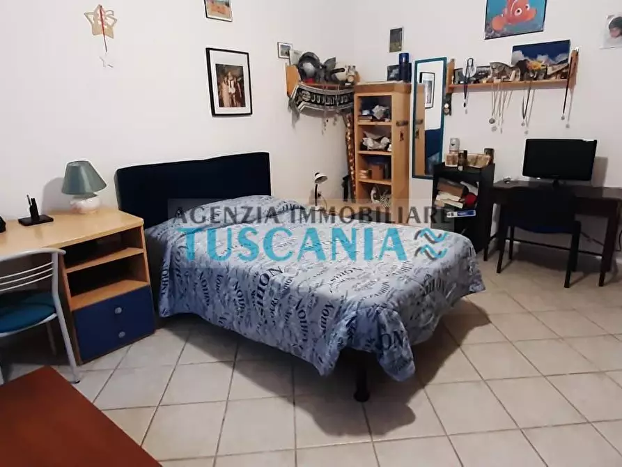 Immagine 6 di Appartamento in vendita  a Cecina