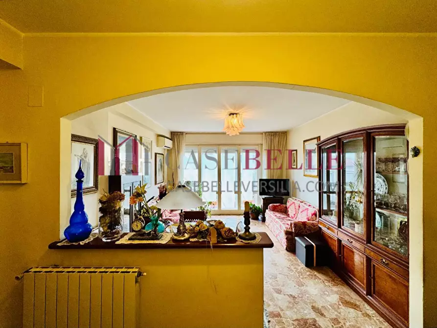 Immagine 3 di Appartamento in vendita  a Camaiore