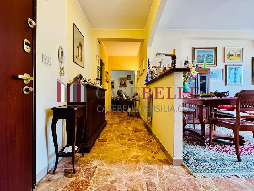 Immagine 9 di Appartamento in vendita  a Camaiore