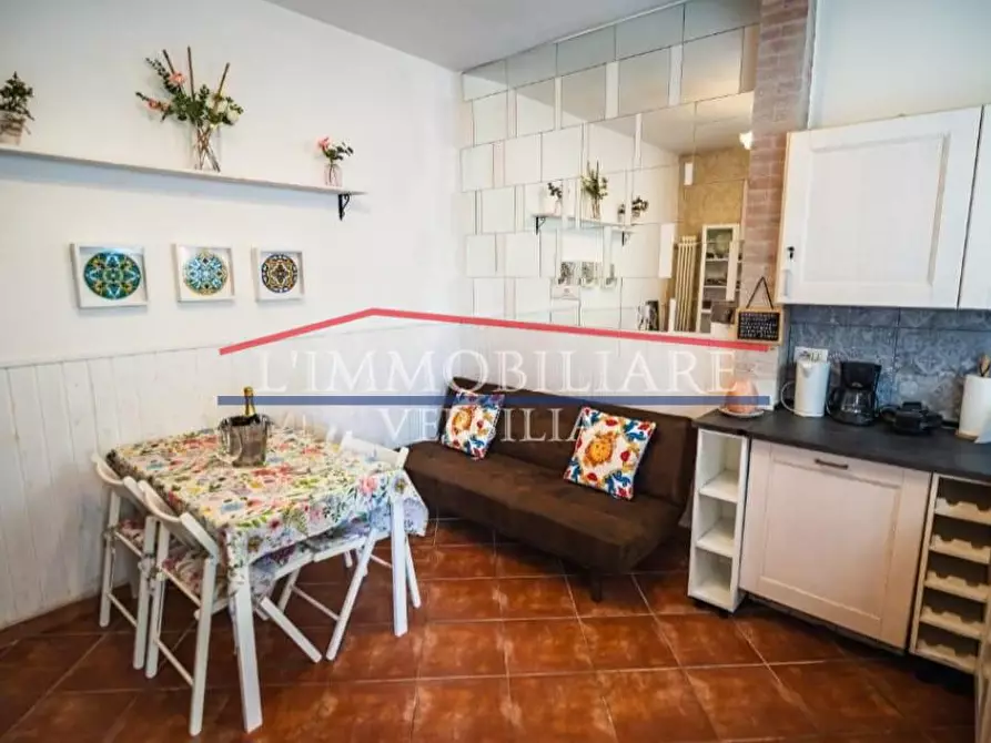 Immagine 12 di Appartamento in vendita  a Ameglia