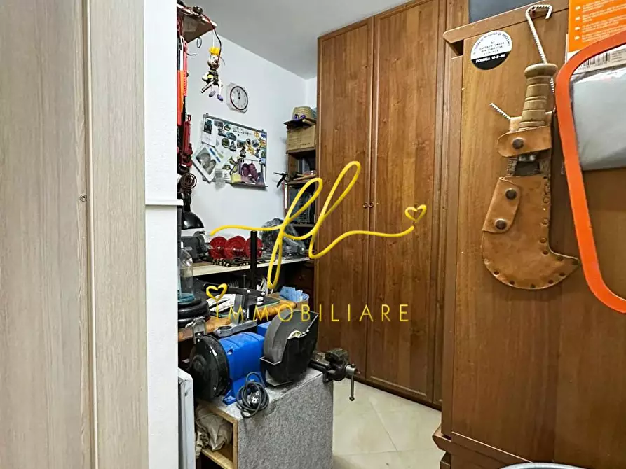 Immagine 29 di Casa trifamiliare in vendita  a Rosignano Marittimo