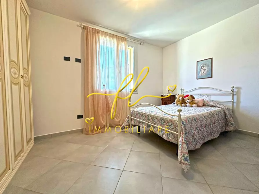 Immagine 14 di Casa trifamiliare in vendita  a Rosignano Marittimo