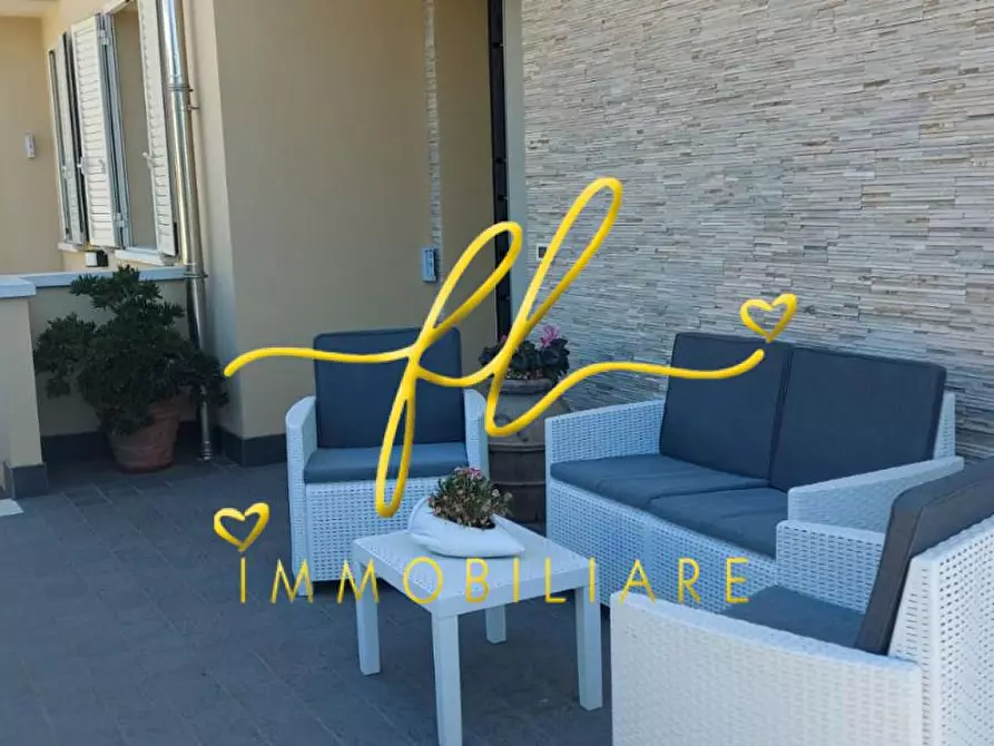 Immagine 4 di Casa trifamiliare in vendita  a Rosignano Marittimo