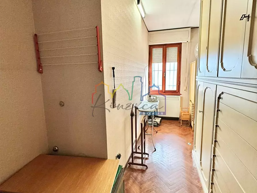 Immagine 21 di Villa in vendita  a San Giuliano Terme