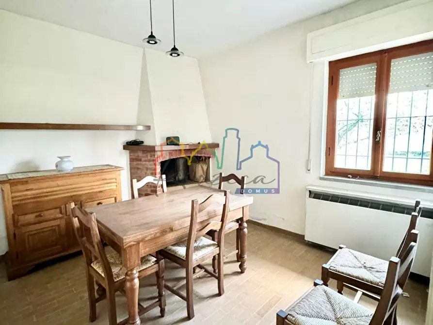 Immagine 7 di Villa in vendita  a San Giuliano Terme