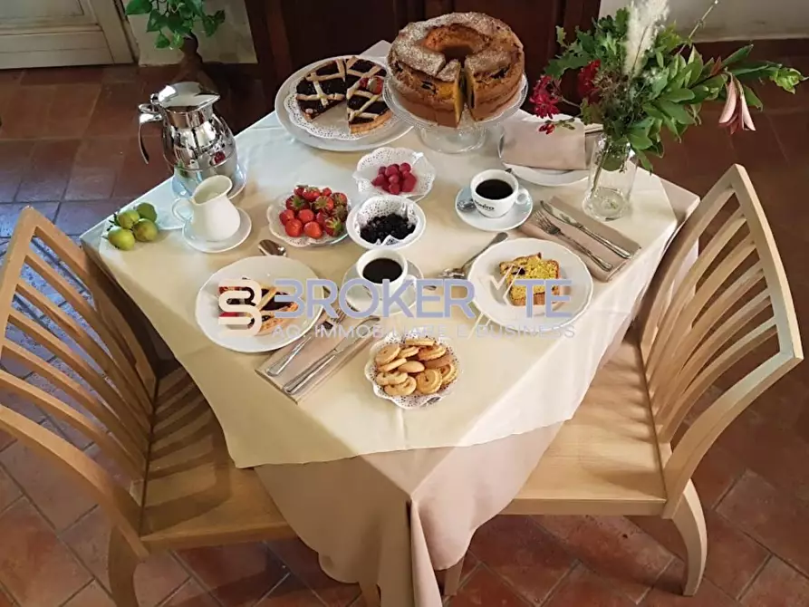 Immagine 15 di Casa colonica in vendita  a Altopascio