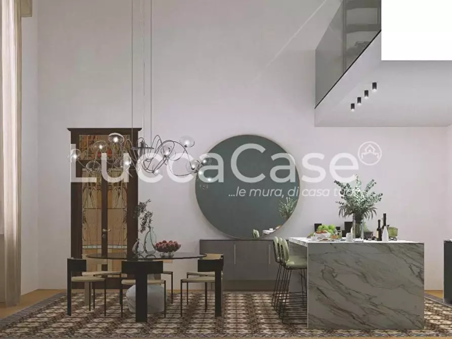 Immagine 19 di Appartamento in vendita  a Lucca