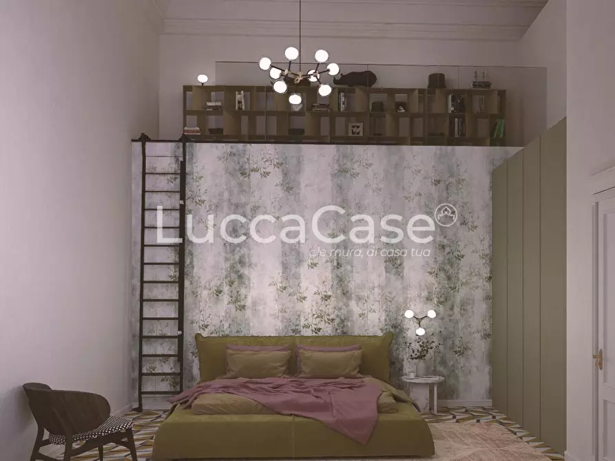 Immagine 17 di Appartamento in vendita  a Lucca