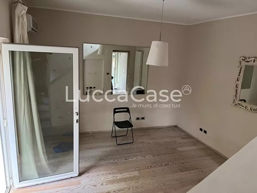 Immagine 5 di Terratetto in vendita  a Lucca