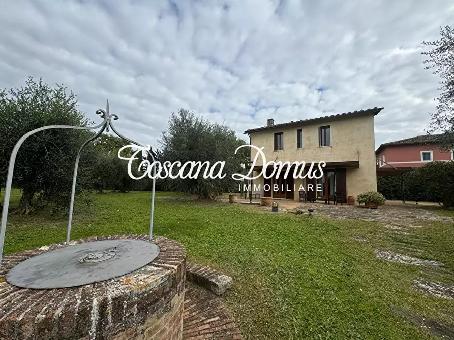 Immagine 13 di Casa indipendente in vendita  a Siena