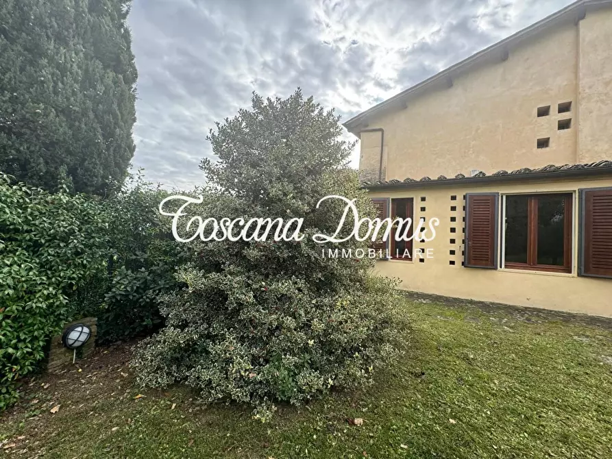 Immagine 28 di Casa indipendente in vendita  a Siena