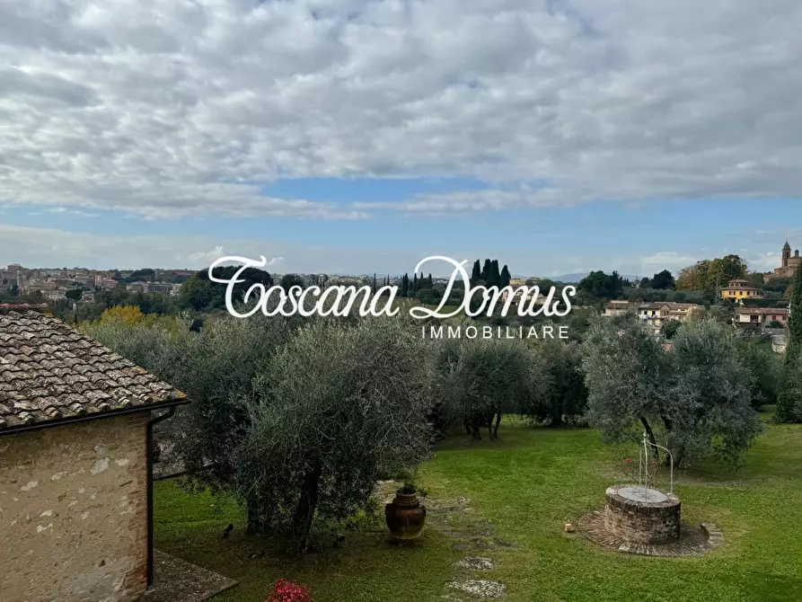 Immagine 5 di Casa indipendente in vendita  a Siena