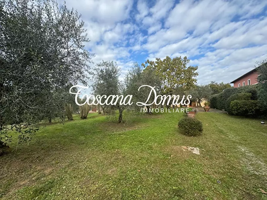 Immagine 35 di Casa indipendente in vendita  a Siena