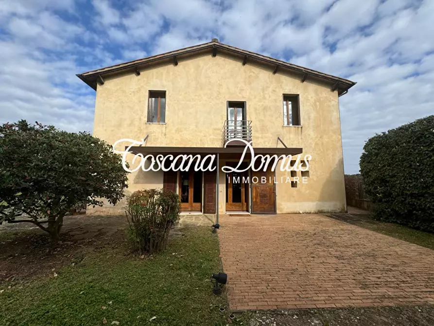 Immagine 31 di Casa indipendente in vendita  a Siena