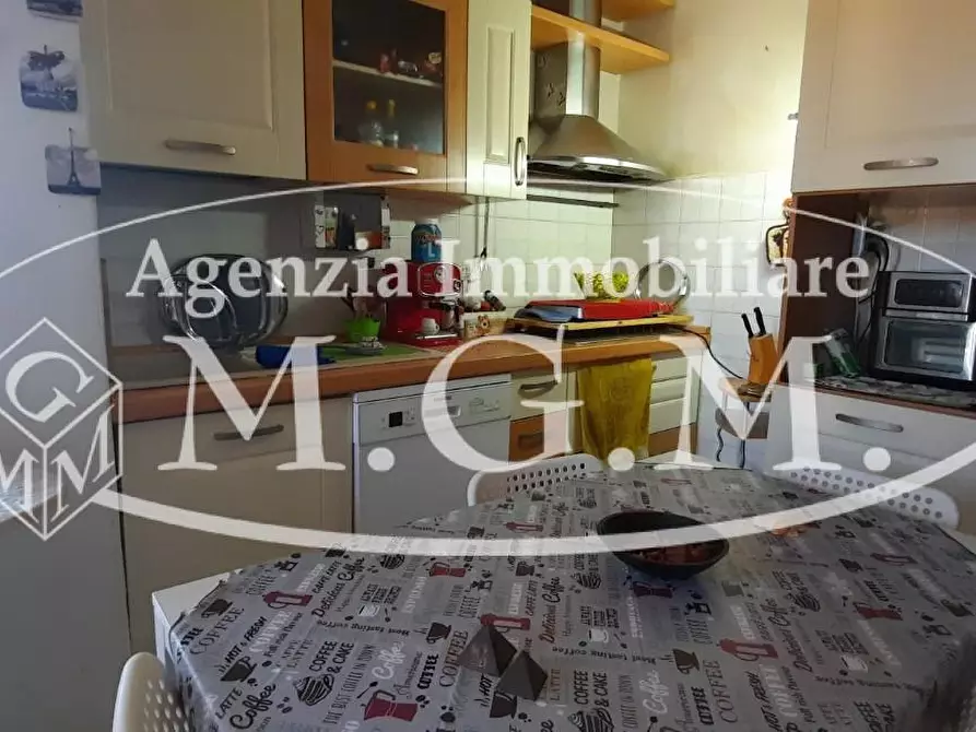 Immagine 4 di Appartamento in vendita  a Santa Croce Sull'arno