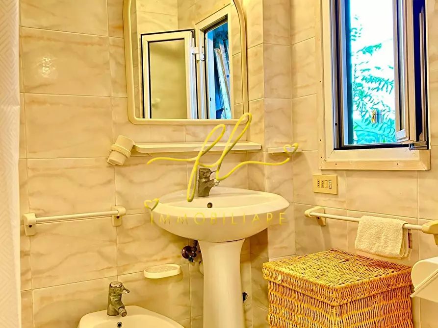 Immagine 13 di Appartamento in vendita  a Rio Marina