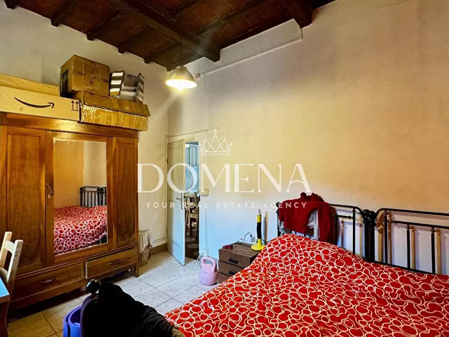 Immagine 28 di Appartamento in vendita  a Siena