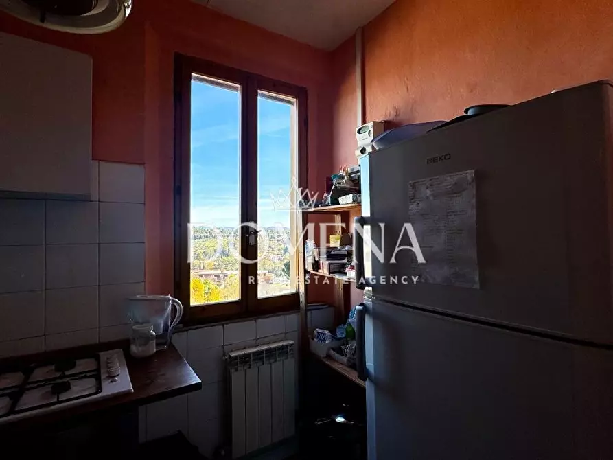 Immagine 4 di Appartamento in vendita  a Siena