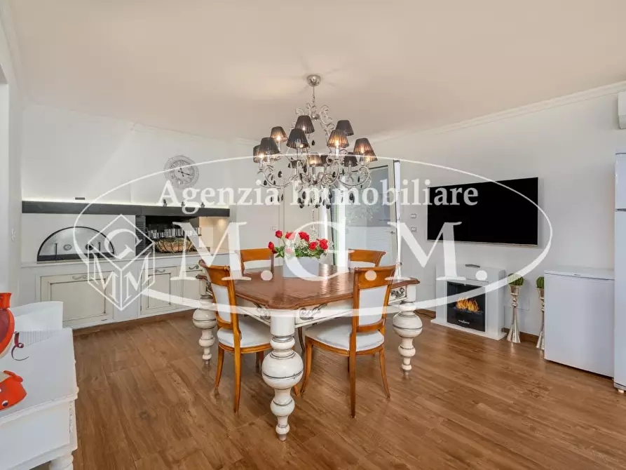 Immagine 16 di Casa bifamiliare in vendita  a Bientina