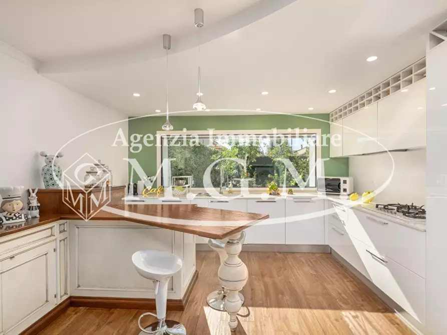 Immagine 21 di Casa bifamiliare in vendita  a Bientina