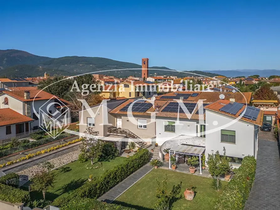 Immagine 48 di Casa bifamiliare in vendita  a Bientina