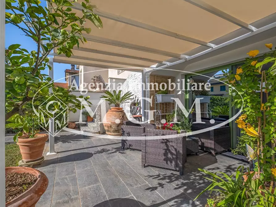 Immagine 6 di Casa bifamiliare in vendita  a Bientina