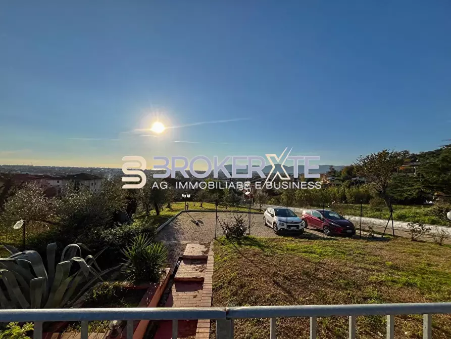 Immagine 15 di Villa in vendita  a Carrara