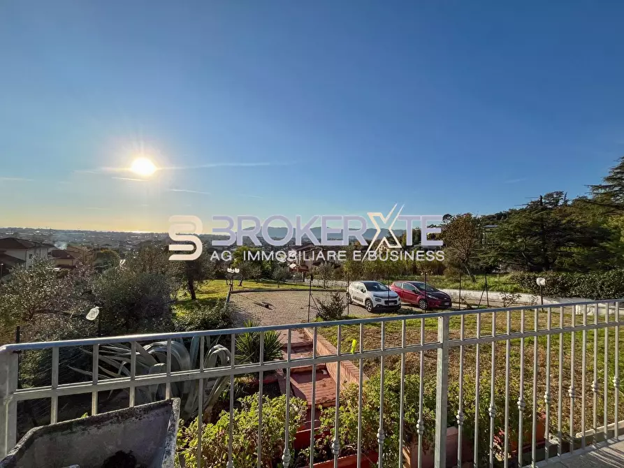 Immagine 14 di Villa in vendita  a Carrara