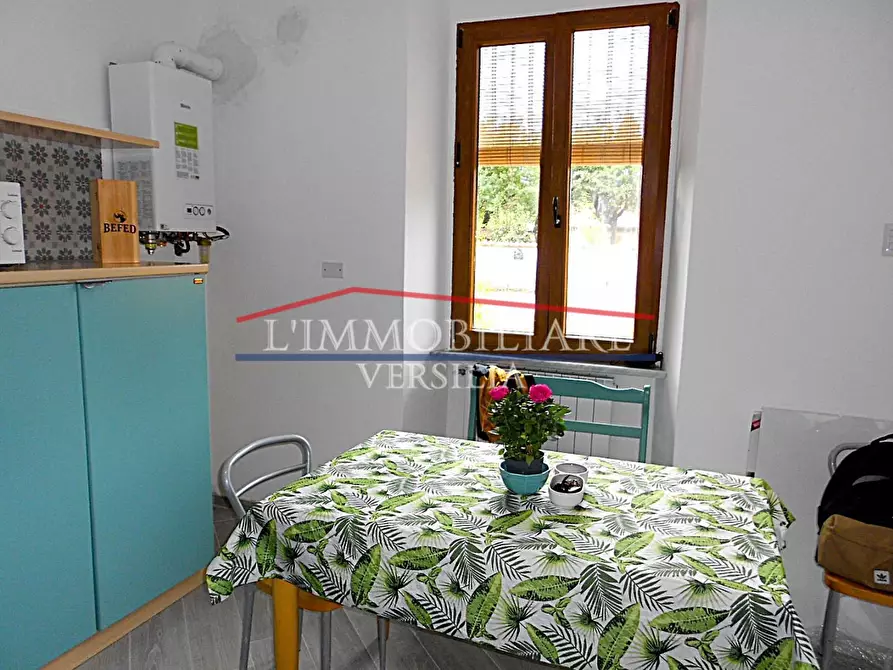 Immagine 7 di Porzione di casa in vendita  a Massa