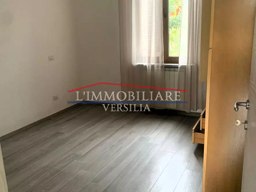 Immagine 22 di Porzione di casa in vendita  a Massa