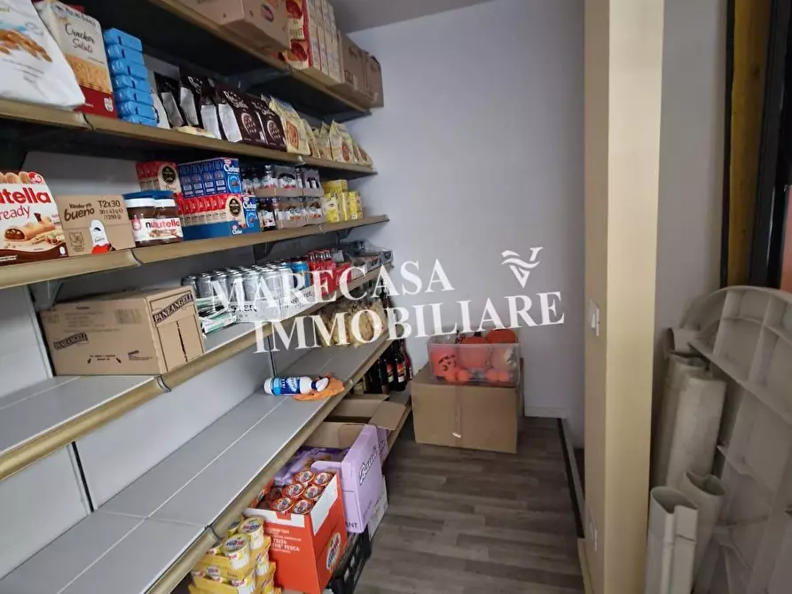 Immagine 9 di Alimentari in vendita  a Carrara