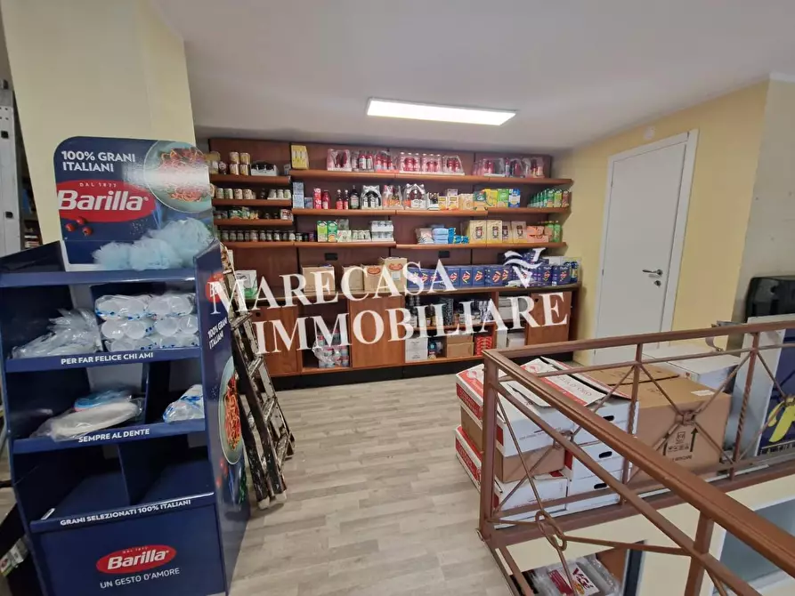 Immagine 7 di Alimentari in vendita  a Carrara