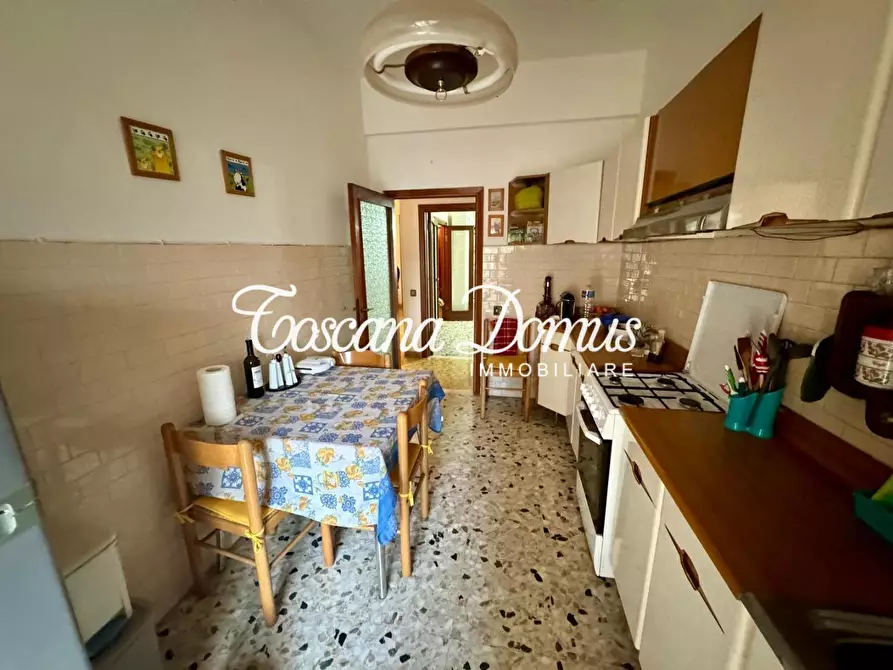 Immagine 8 di Appartamento in vendita  a Siena