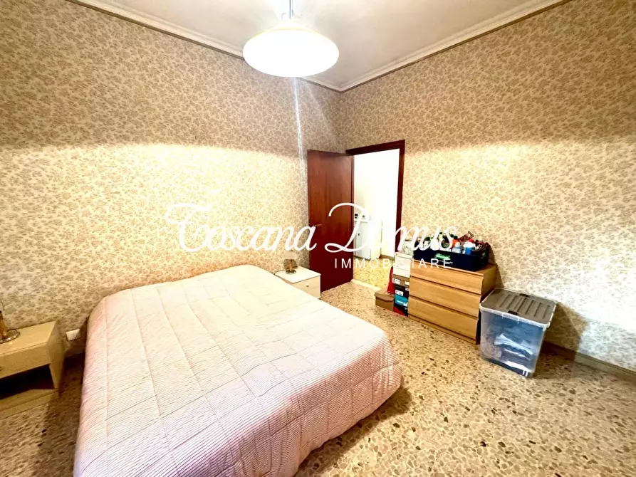 Immagine 13 di Appartamento in vendita  a Siena