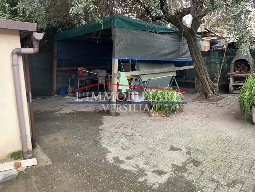 Immagine 10 di Appartamento in vendita  a Massa