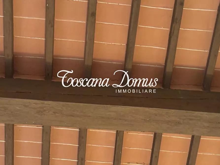 Immagine 9 di Porzione di casa in vendita  a Siena