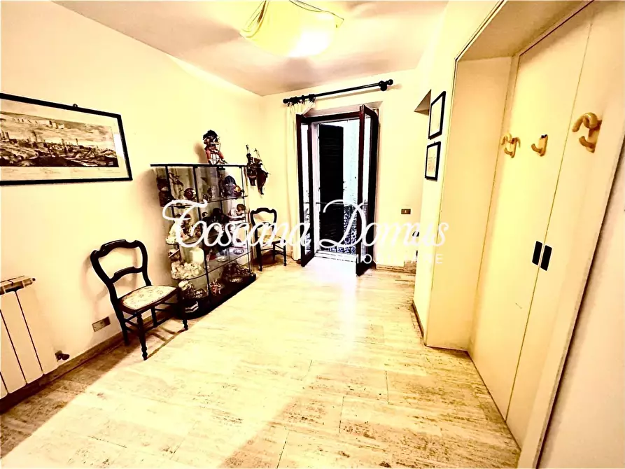 Immagine 34 di Porzione di casa in vendita  a Siena