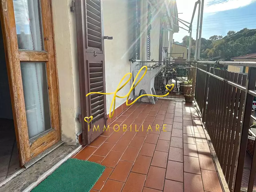 Immagine 4 di Appartamento in vendita  a Volterra