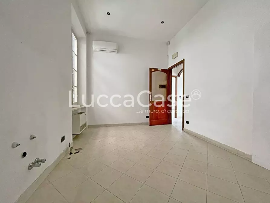 Immagine 28 di Appartamento in vendita  a Seravezza