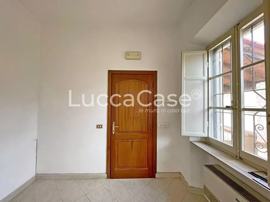 Immagine 20 di Appartamento in vendita  a Seravezza