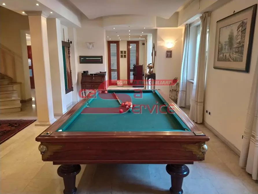 Immagine 1 di Villa in vendita  a Montecatini Terme