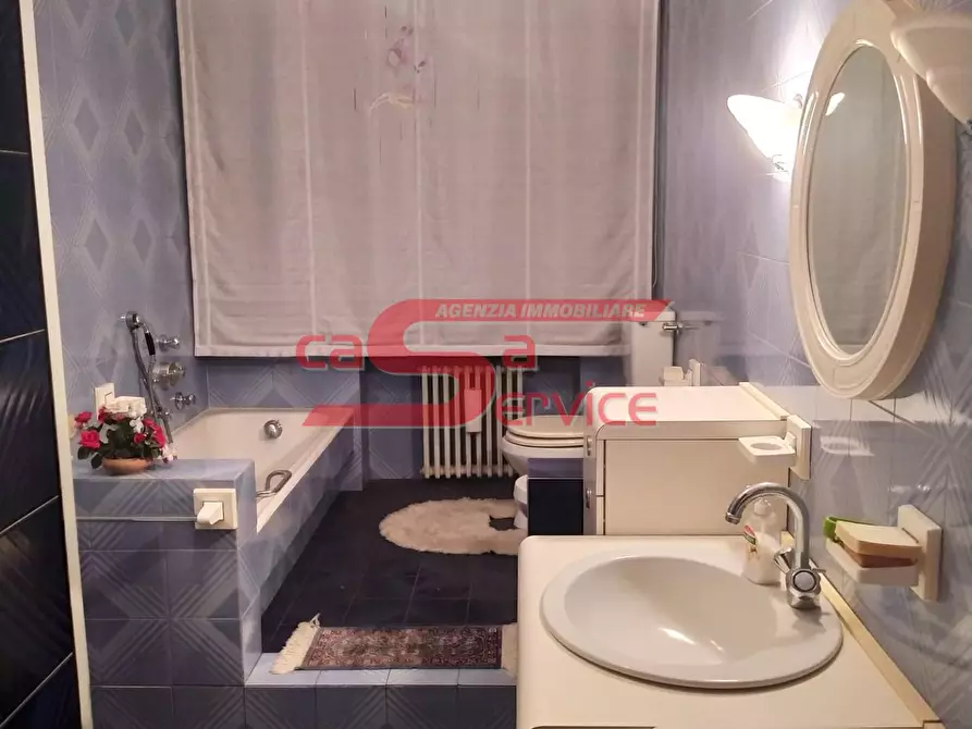 Immagine 12 di Villa in vendita  a Montecatini Terme